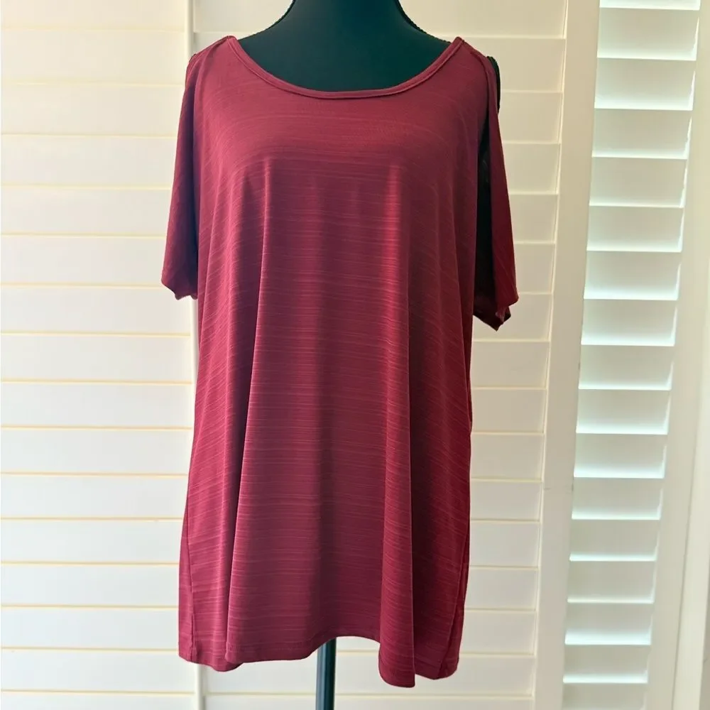 Suzie In The City Red Short Sleeve Cold-Shoulder Top